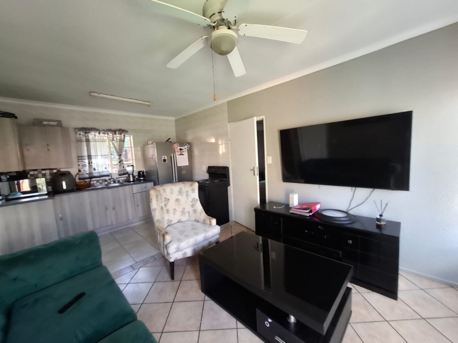 2 Bedroom Property for Sale in Safari Gardens North West